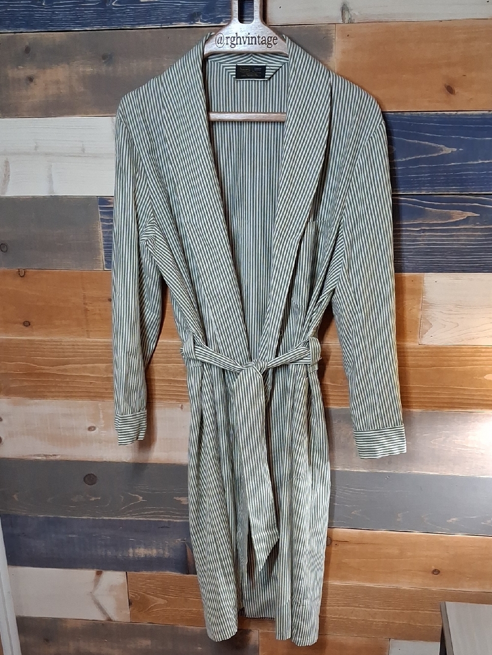 Vintage Sears Seersucker Cotton Blend Robe Medium Sage White Striped